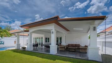 Overnatningsstedets facade