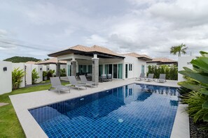 Exterior detail - Orchid Paradise Homes OPV405 (Hua Hin)