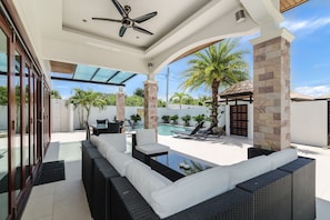 Superior Villa, 3 Bedrooms, Non Smoking, Kitchen | View from room