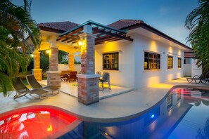 Outdoor pool - Orchid Paradise Homes OPV05 (Hua Hin)