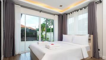 3 habitaciones, escritorio y cortinas blackout