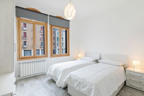 2 多间卧室、WiFi