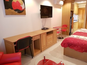Studio | Wi-Fi, draps fournis