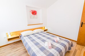 Apartment, 2 Bedrooms | Free WiFi, bed sheets