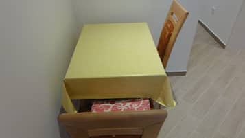 Estudio | Servicio de comidas en la habitación