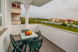 Apartment | Balcony