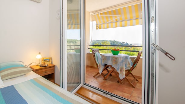 Studio (Apartment) | Balcony - Apartment Irena (Pula)