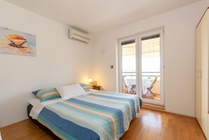 Studio (Apartment) | Schallisolierte Zimmer, Bügeleisen/Bügelbrett, kostenloses WLAN