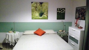 Individuell dekoriert, individuell eingerichtet, Verdunkelungsvorhänge