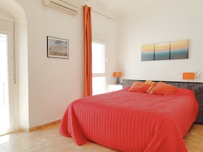 Habitación Confort con 1 cama matrimonial o 2 individuales | Wifi gratis y ropa de cama