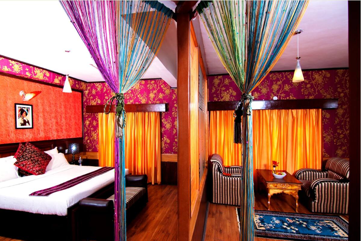 Premium Double Room, 1 Bedroom, Non Smoking, Mountain View | In-room safe, soundproofing, free WiFi, bed sheets