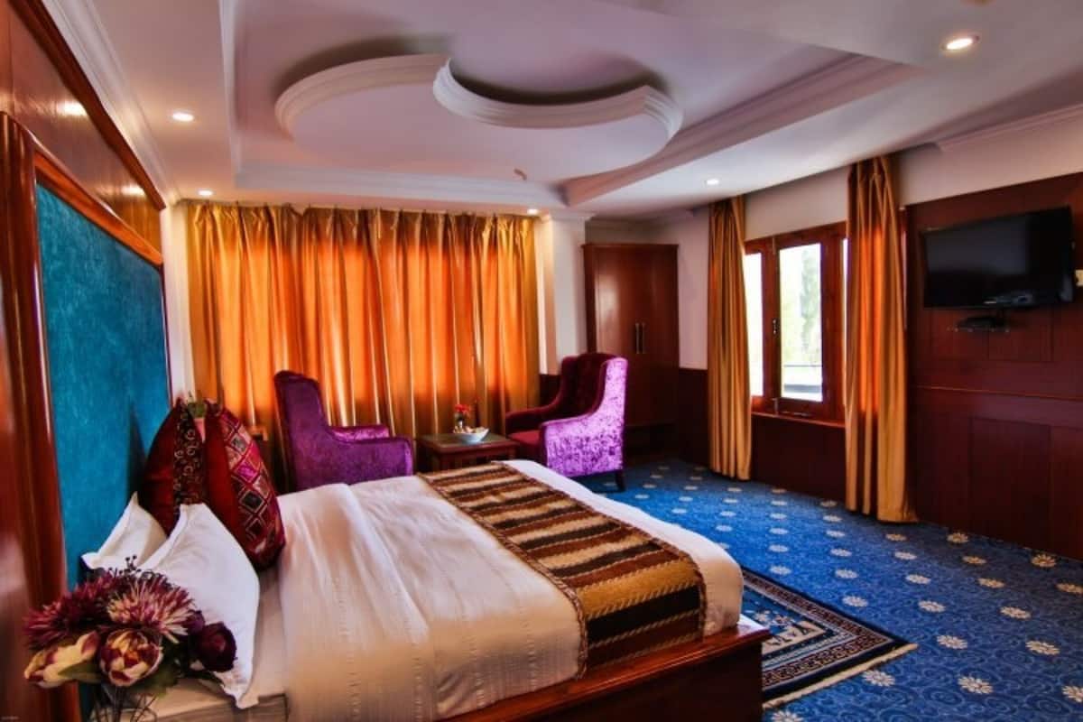 Superior Double Room | In-room safe, soundproofing, free WiFi, bed sheets