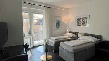1 habitación, escritorio, tabla de planchar con plancha y wifi gratis