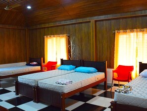 高級寢具、客房內保險箱、遮光布/窗簾、熨斗/熨衣板