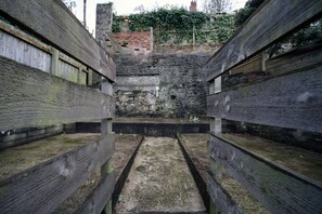 Exterior - STOP HERE Swansea City Center (Swansea)