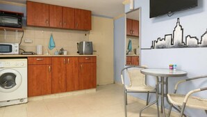 Comfort Studio Suite | Private kitchenette - Amit's Blue Kingdom (Tel Aviv)