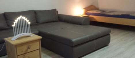 Rollaway beds, free WiFi, bed sheets