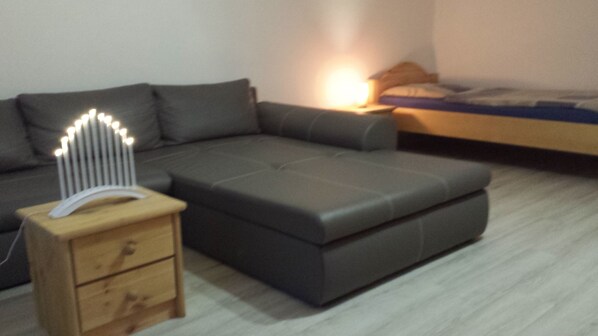 Rollaway beds, free WiFi, bed sheets