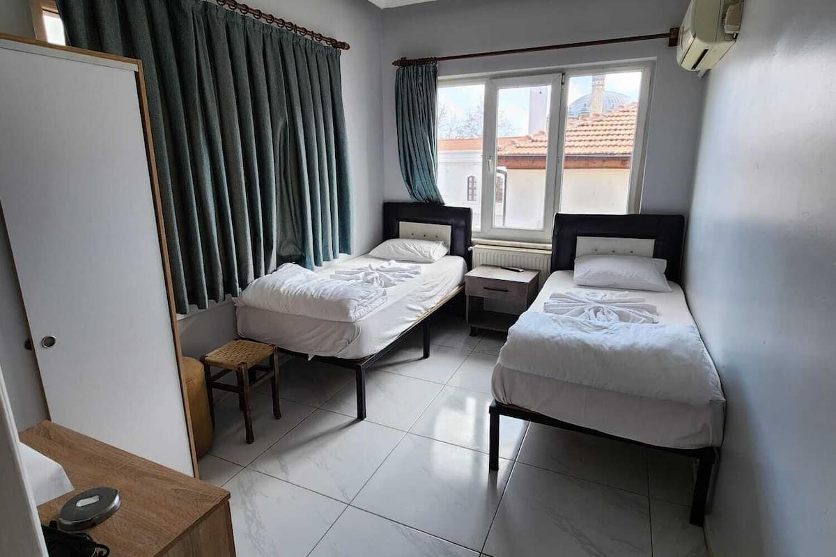 TvÄbÀddsrum | Gratis wi-fi och sÀngklÀder