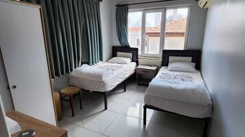 Twin Room | Free WiFi, bed sheets