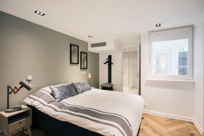 Căn hộ Cao cấp | Minibar với thức uống miễn phí, két bảo mật tại phòng 