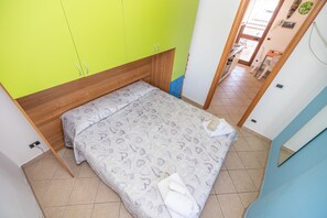 2 Schlafzimmer, Zimmersafe, Bügeleisen/Bügelbrett, Reisekinderbett