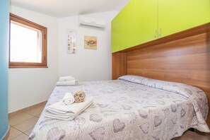 2 Schlafzimmer, Zimmersafe, Bügeleisen/Bügelbrett, Reisekinderbett