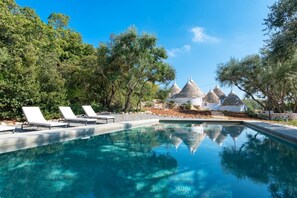 Pool - Authentic Trulli with Private Pool, Sleeps 7 in Monopoli Countryside. Pet Friendly (Monopoli)