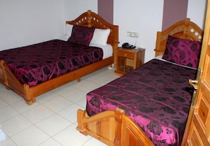 Room - Hôtel Porte Atlas (Imouzzer du Kandar)