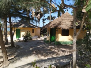 Exterior - Unspoiled South Gambian Paradise ''African Roundhouse'' (Kartung)