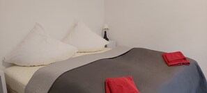 Apartment, 4 Schlafzimmer | 4 Schlafzimmer, Verdunkelungsvorhänge, Bügeleisen/Bügelbrett