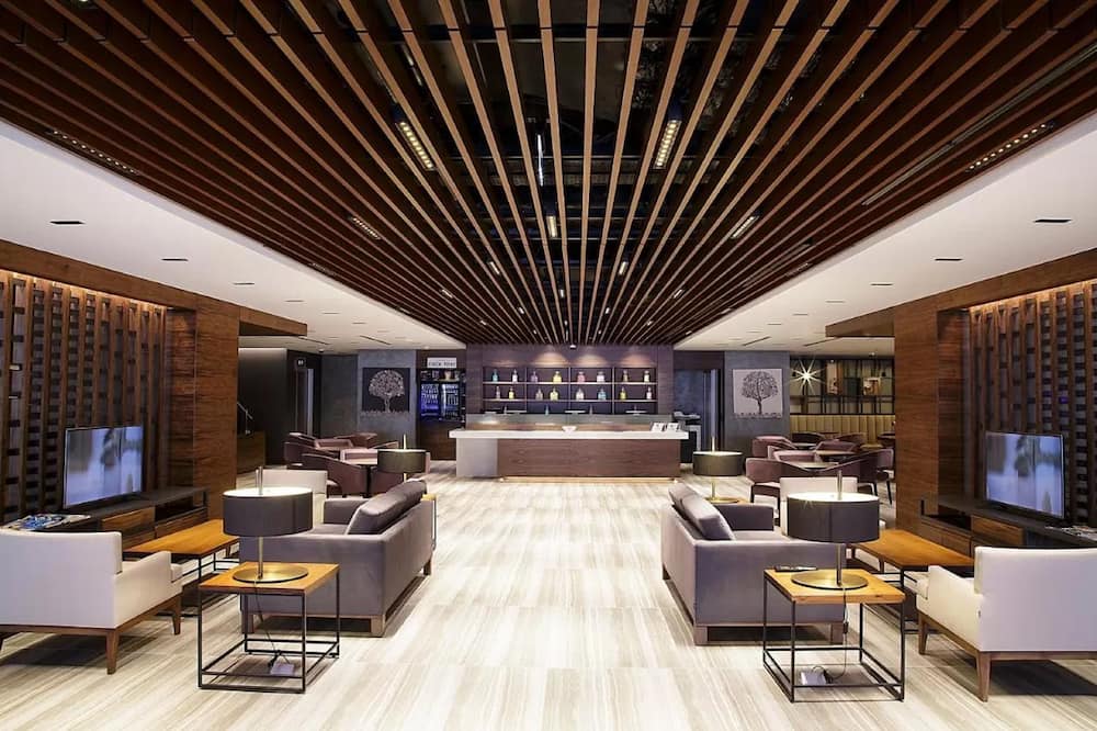 Bof Hotels Business