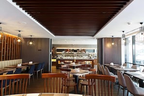 Daily buffet breakfast for a fee - Bof Hotels Business (Istanbul)