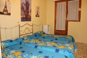 2 bedrooms