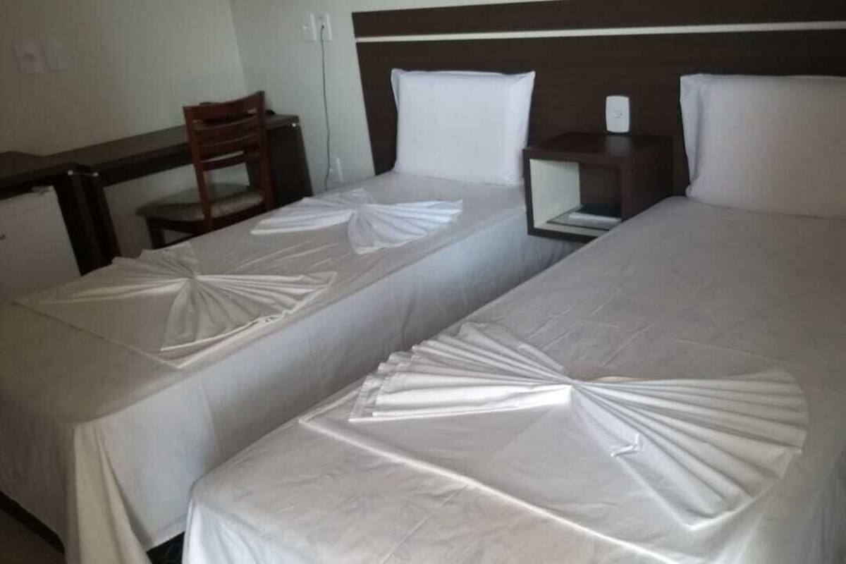 Minibar, kostenloses WLAN, Bettwäsche