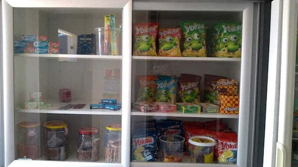 Snack bar