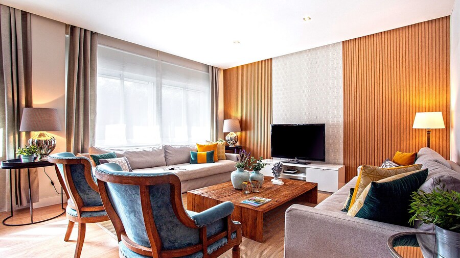 Genteel Home Paseo de Reding