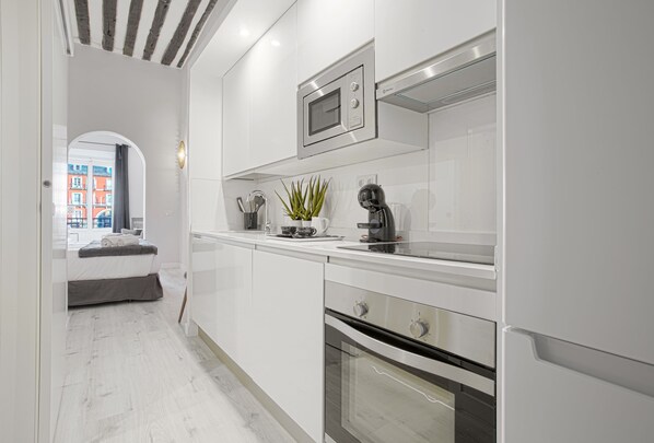 Apartment, 1 Bedroom | Private kitchen