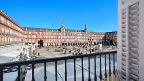 Apartment, 1 Bedroom | City view - Apartment 1Bd With Balcony in Plaza Mayor Square. Plaza Mayor I (Madrid)