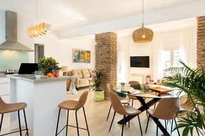 公寓 (4 Bedrooms) | 起居區 | 平面電視