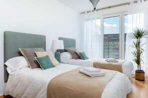 Apartment (3 Bedrooms) | 3 bedrooms, iron/ironing board, free WiFi, bed sheets