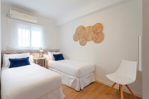 Apartment (2 Bedrooms) | 2 bedrooms, iron/ironing board, free WiFi, bed sheets