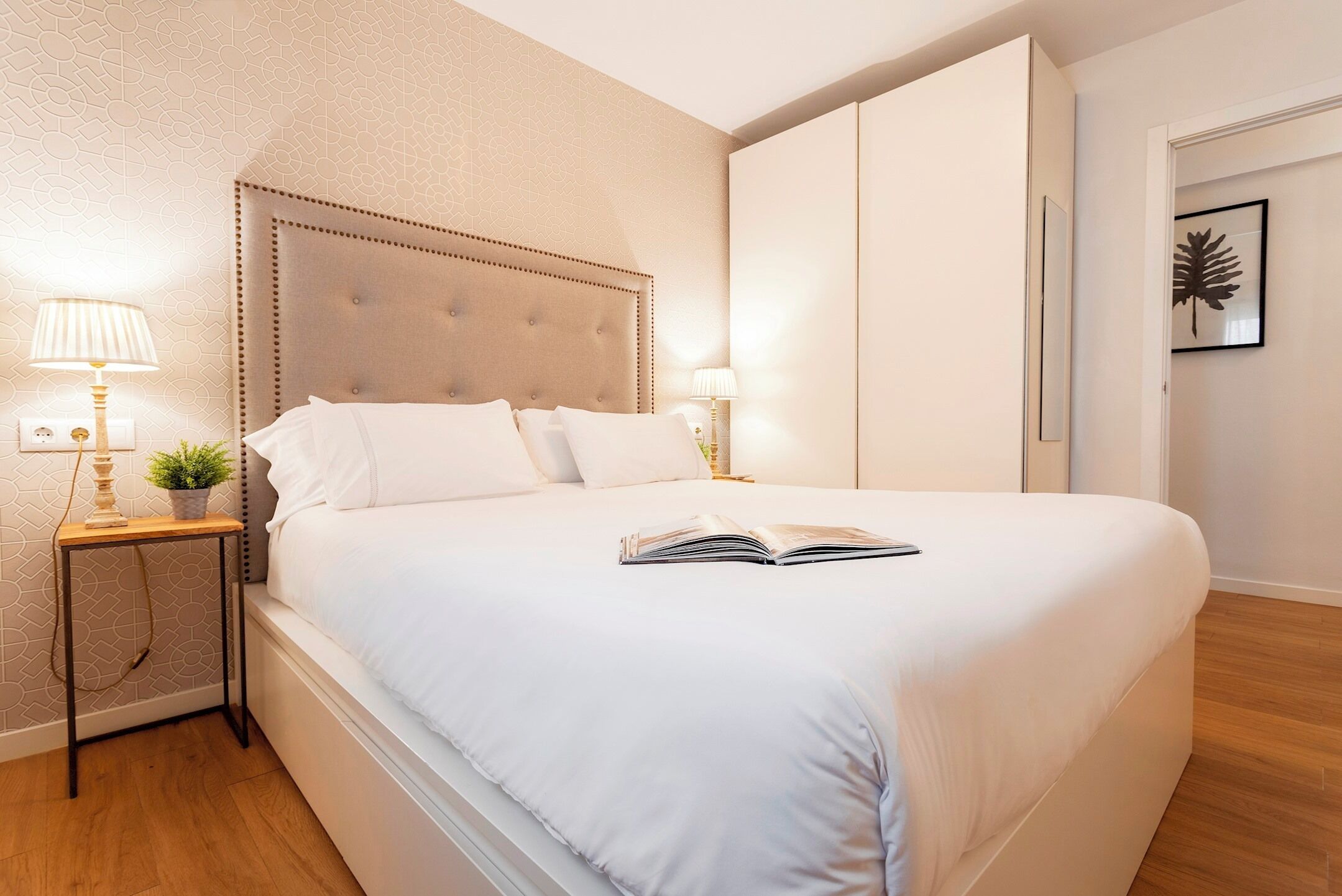 Leilighet (2 Bedrooms) | 2 soverom, strykejern/-brett, wi-fi (inkludert) og sengetøy