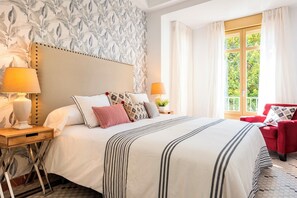 Lägenhet (4 Bedrooms) | 4 sovrum, strykjärn/strykbräda, gratis wi-fi och sängkläder