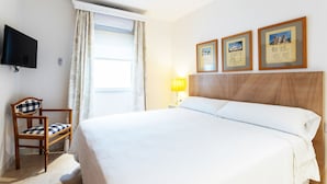 Apartment (1 Bedroom) | 1 bedroom, soundproofing, iron/ironing board, free WiFi - Genteel Home Don Remondo (Seville)