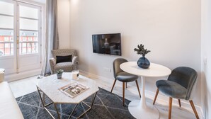 Interior - Apartment 1Bd With Balcony in Plaza Mayor Square. Plaza Mayor III (Madrid)
