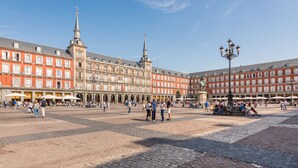 Exterior - Apartment 1Bd With Balcony in Plaza Mayor Square. Plaza Mayor III (Madrid)