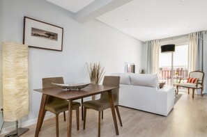 Apartment, 1 Bedroom | Living room | 32-inch TV with cable channels - Cozy & Confortable Apartment in Perfect Location. Santa Marta (Seville)