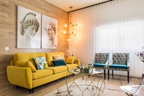 Apartment (2 Bedrooms) | Interior - Genteel Home Pajaritos (Seville)