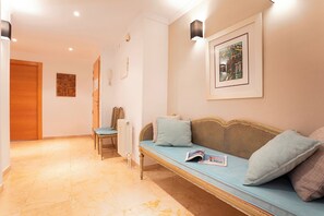 아파트 (4 Bedrooms) | 내부